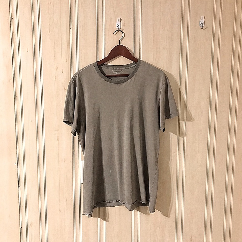 👍 SOLD👍 Men’s Banana Republic T-Shirt